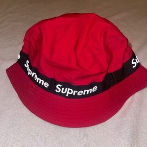 Supreme TAPED SEAM CRUSHER bucket hat realize s/m